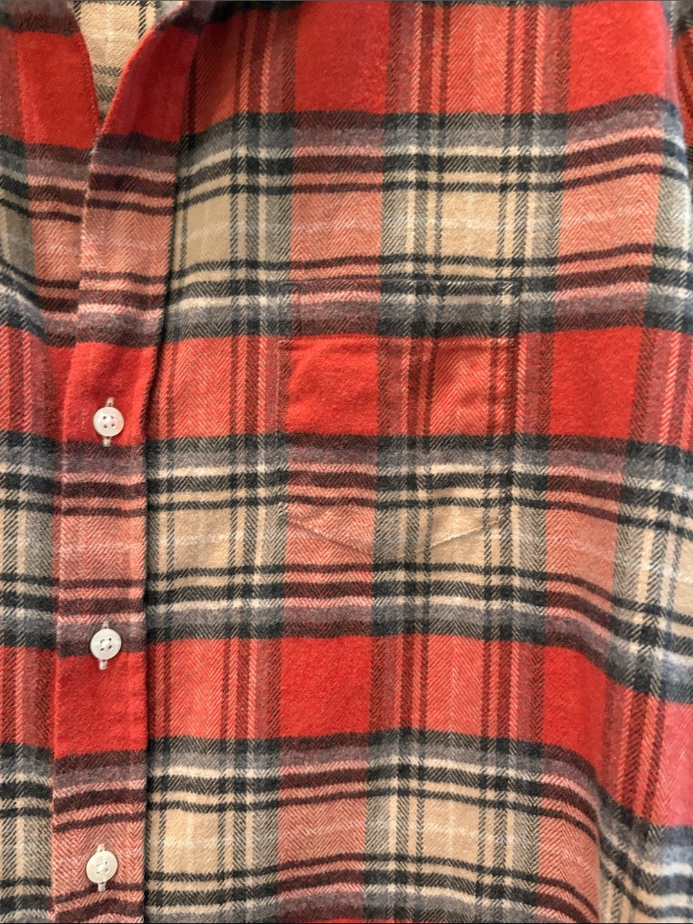 NWOT Frank & Eileen Washed Red Plaid Eileen Fit Button-Down Shirt in Size M - Picture 6 of 9